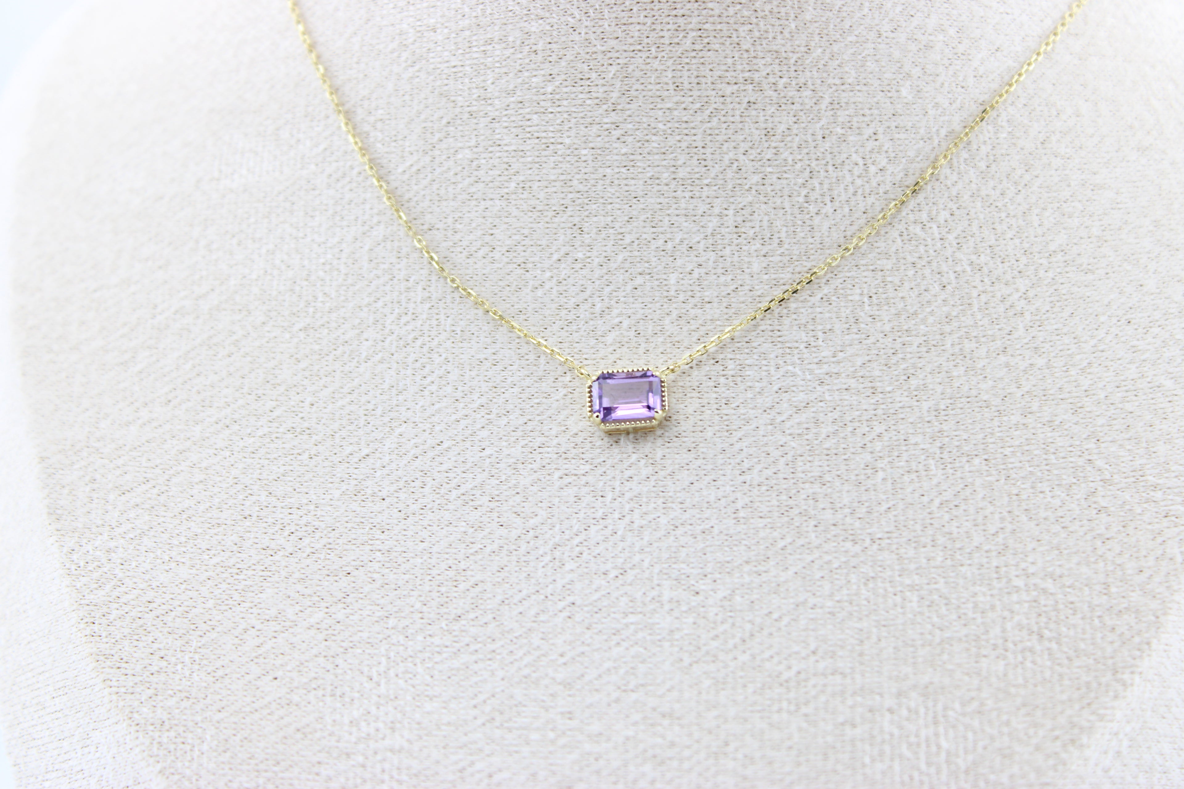 Amethyst Glow Pendant Necklace