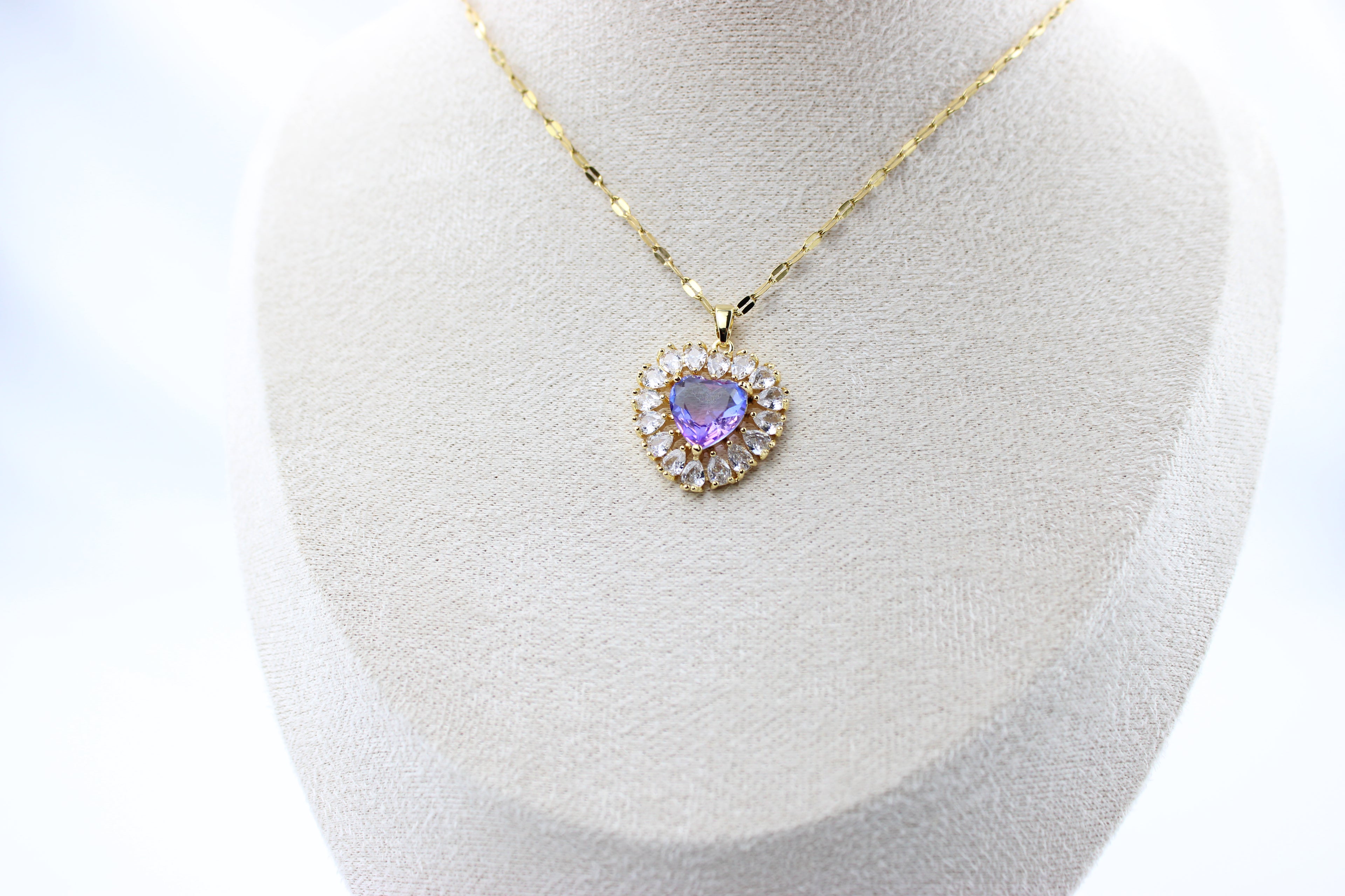 Amora Glow Pendant