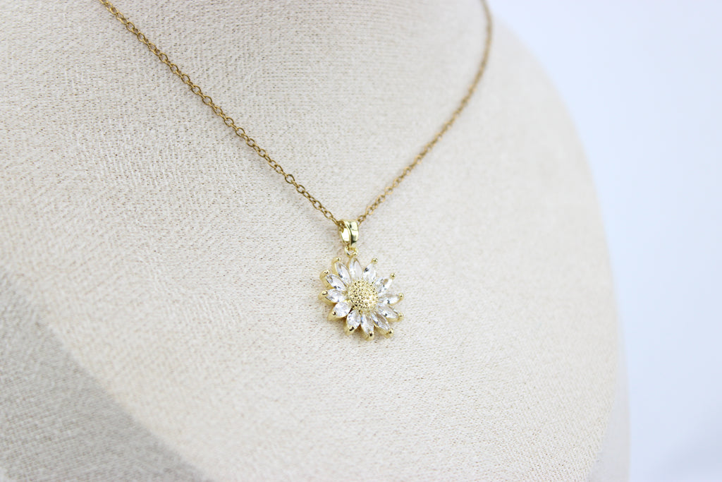 Golden Sunburst Bloom Necklace