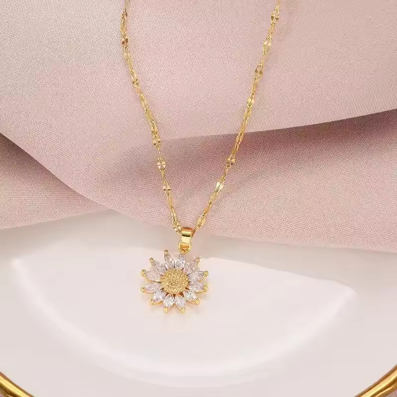 Golden Sunburst Bloom Necklace
